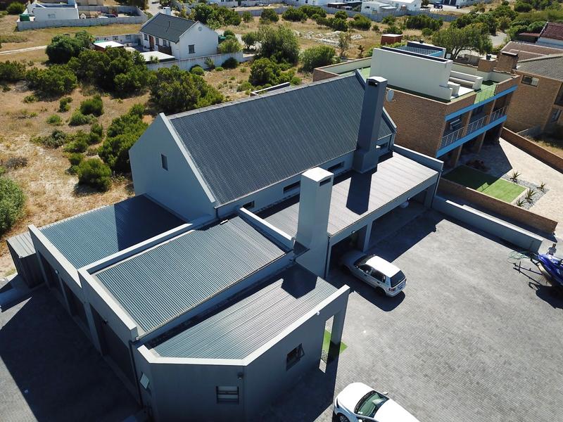 To Let 2 Bedroom Property for Rent in Britannia Bay Western Cape